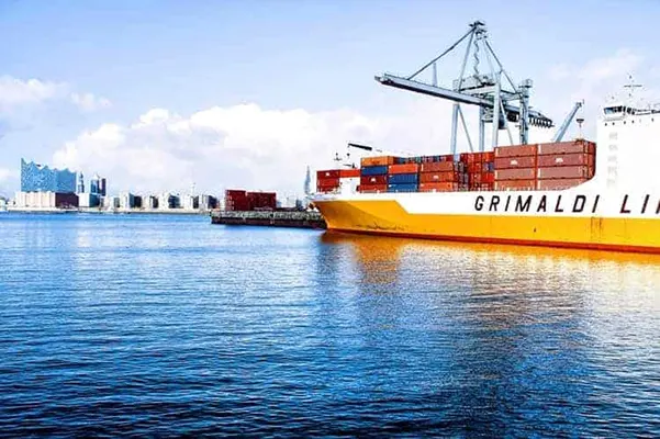 دانلود مقاله کامل بررسی مسئولیت متصدی حمل و نقل دریایی
